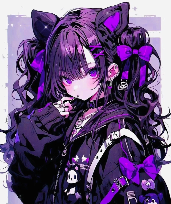 Hình ảnh Kuromi cute ôm thú nhồi bông