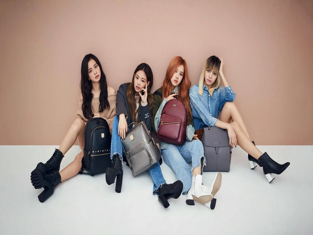 Hình nền máy tính Rosé Blackpink đẹp nhẹ nhàng