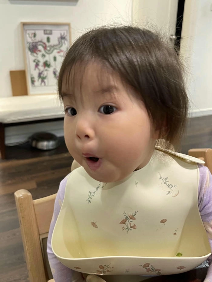 Ảnh bé Pam cute cực dễ thương được chia sẻ nhiều