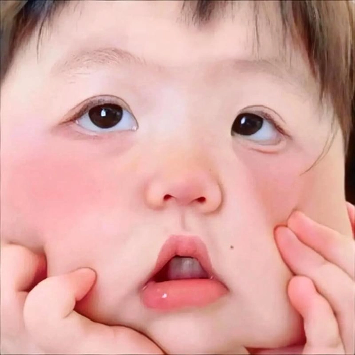 Bộ sưu tập meme em bé cute hài hước