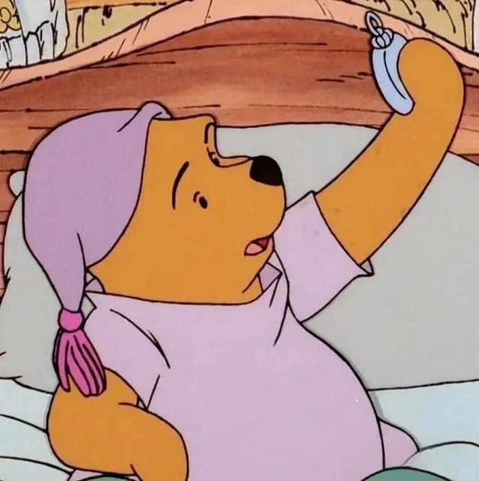 Gấu Pooh meme hài hước khó đỡ