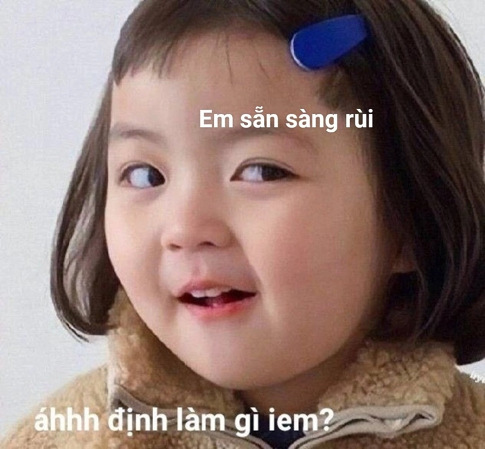 Hình ảnh meme em bé dễ thương ngọt ngào