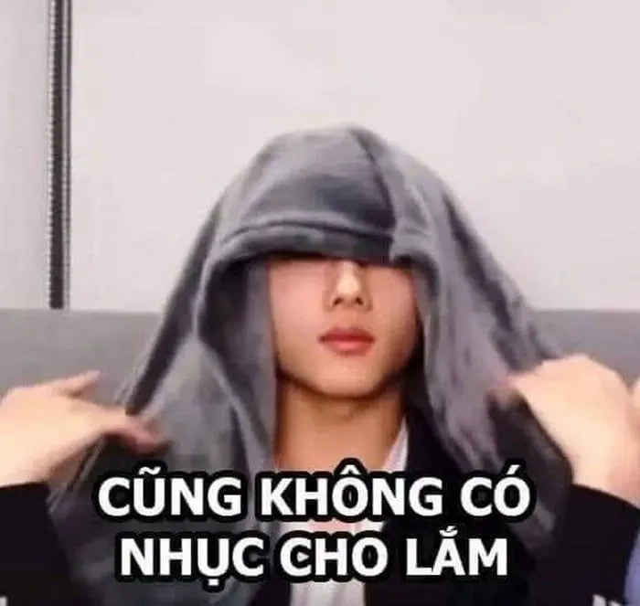 Hình chế meme đội quần độc lạ vui