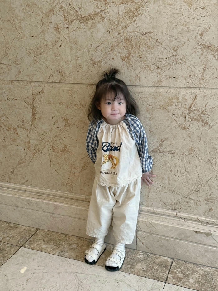 Khoảnh khắc ngọt ngào với ảnh bé Pam cute