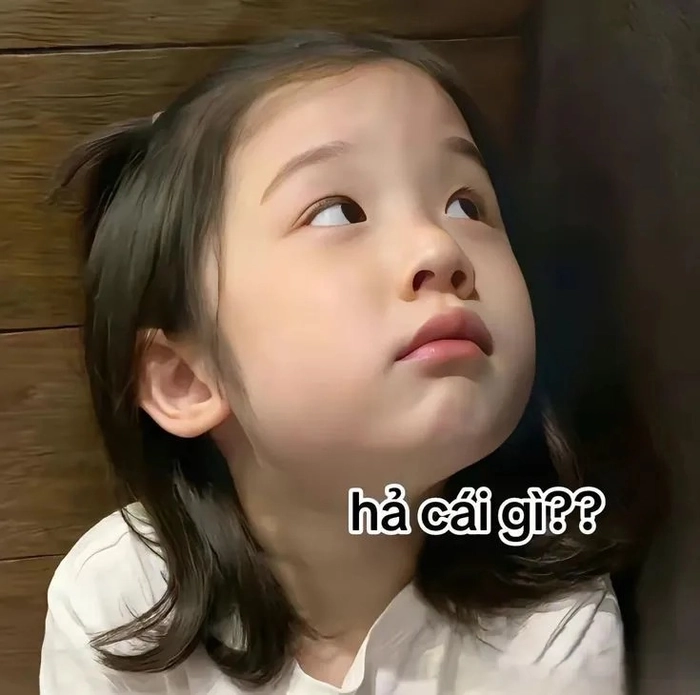 Meme em bé dễ thương ngộ nghĩnh