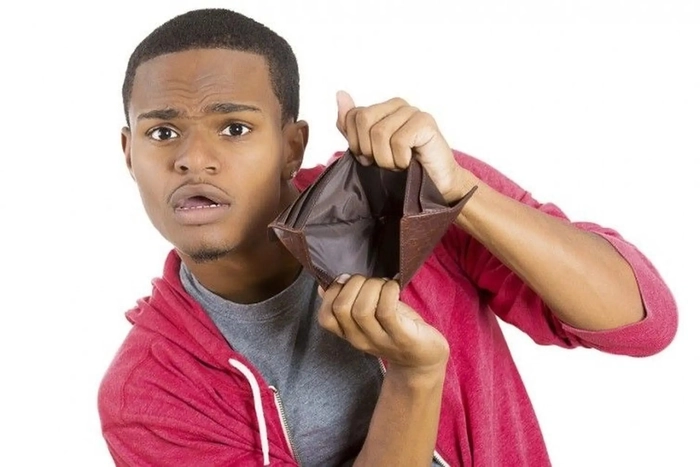 Meme hết tiền hài hước khó đỡ