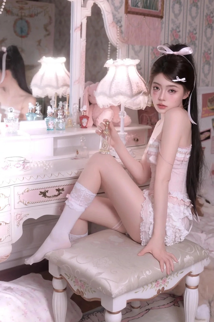 Thần thái trong sáng của gái Trung Quốc cute dịu dàng