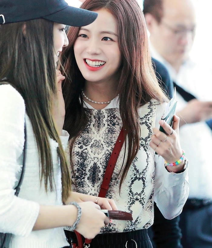 Ảnh Jisoo cute mới lạ