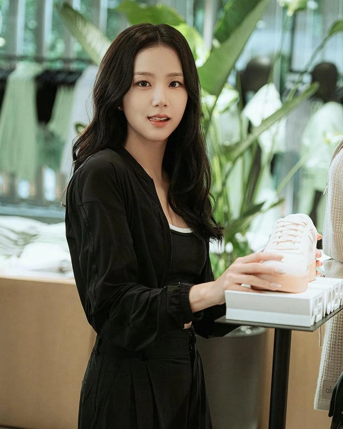 Ảnh Jisoo cute nhẹ nhàng