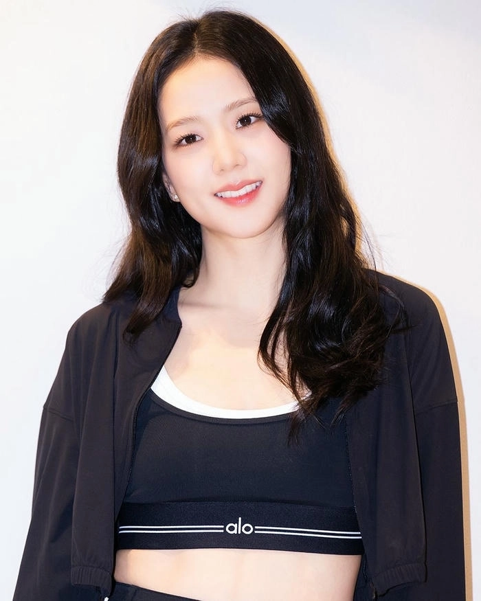 Ảnh Jisoo dễ thương nhất