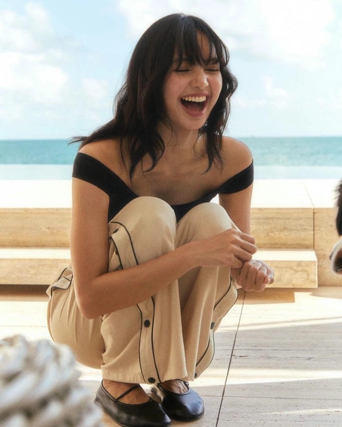 Ảnh Lisa cute dễ thương