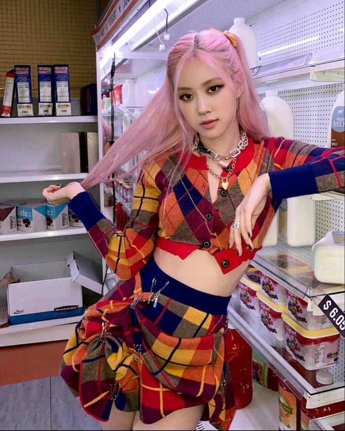 Ảnh Rosé cute nhất khiến fan mê mẩn