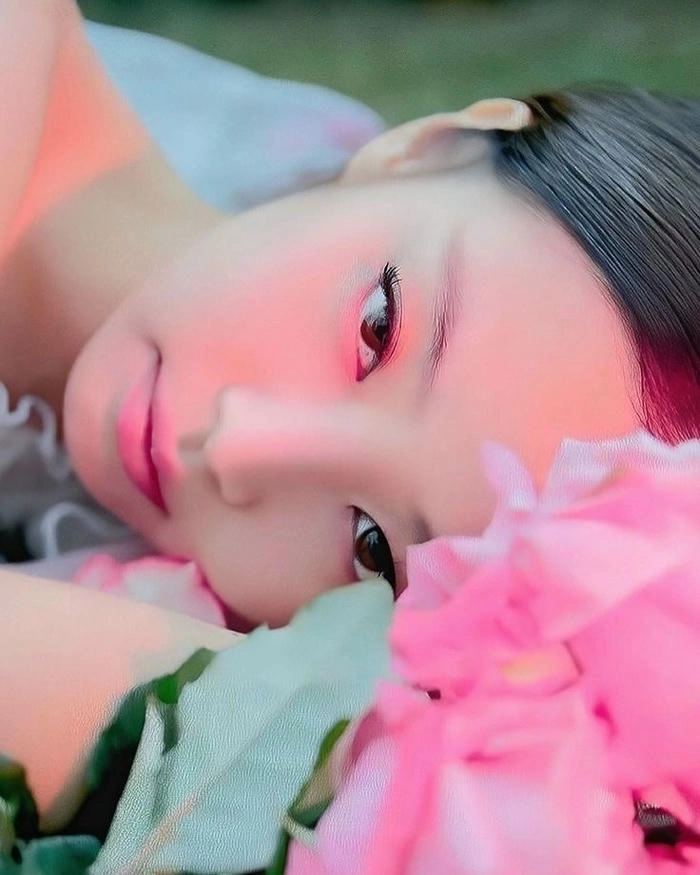 Hình Jennie cute biểu cảm xinh