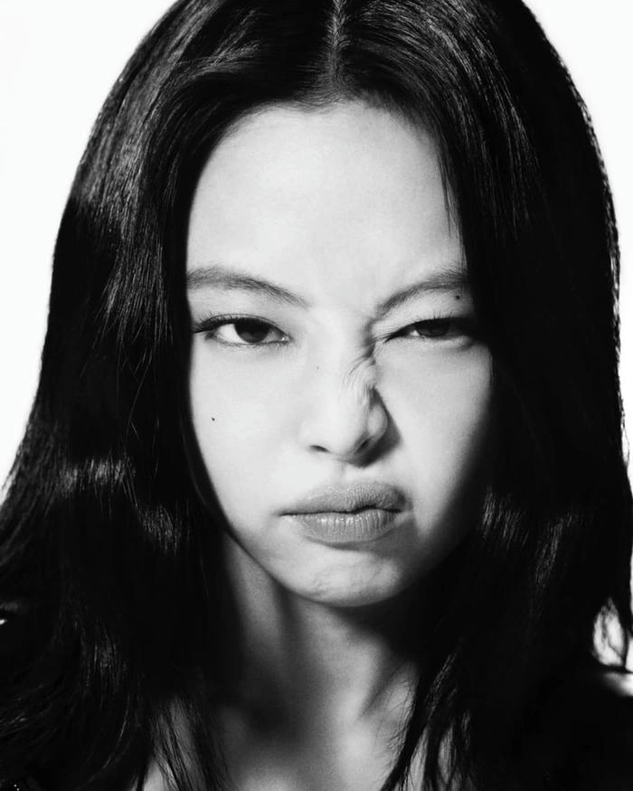 Hình Jennie cute ngây ngất