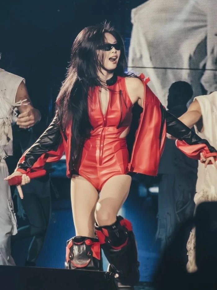 Hình Jennie cute phong cách cá tính