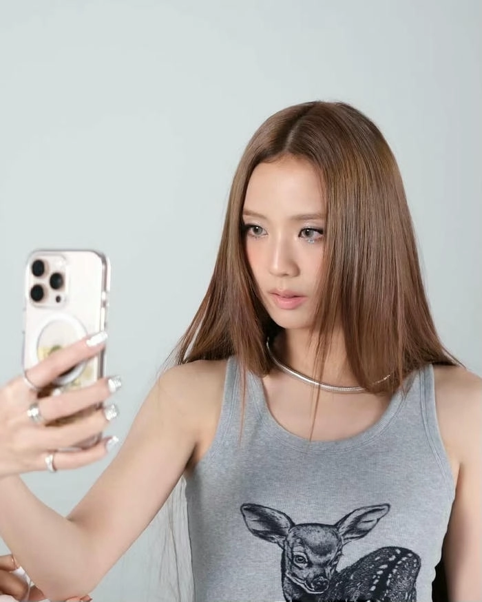 Hình Jisoo cute tự nhiên