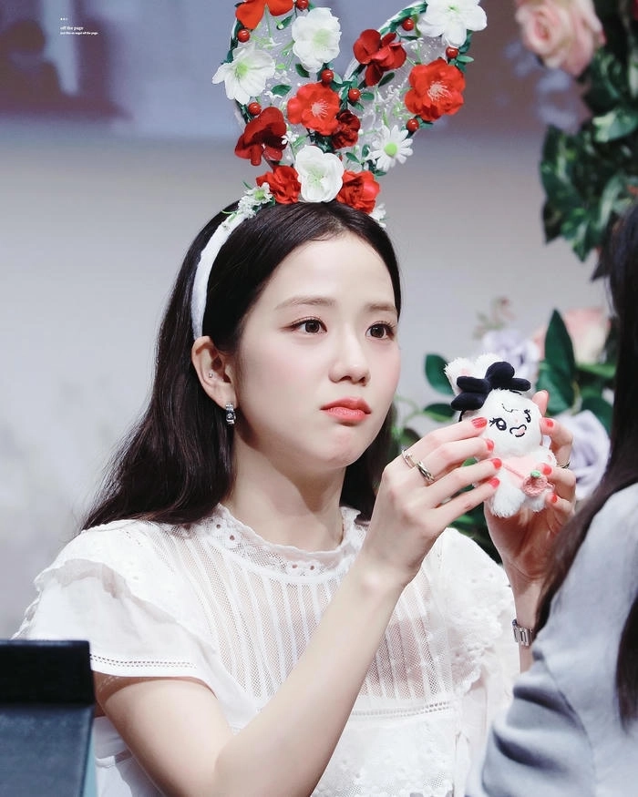 Hình ảnh Jisoo cute đáng yêu