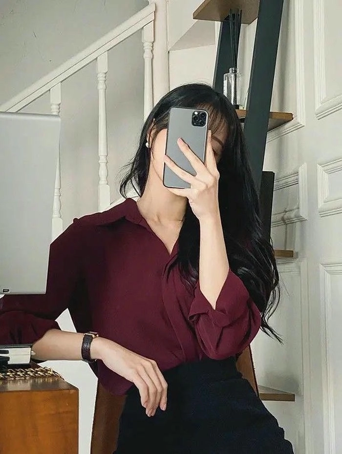 Hình ảnh con gái cute dễ thương che mặt ngọt ngào