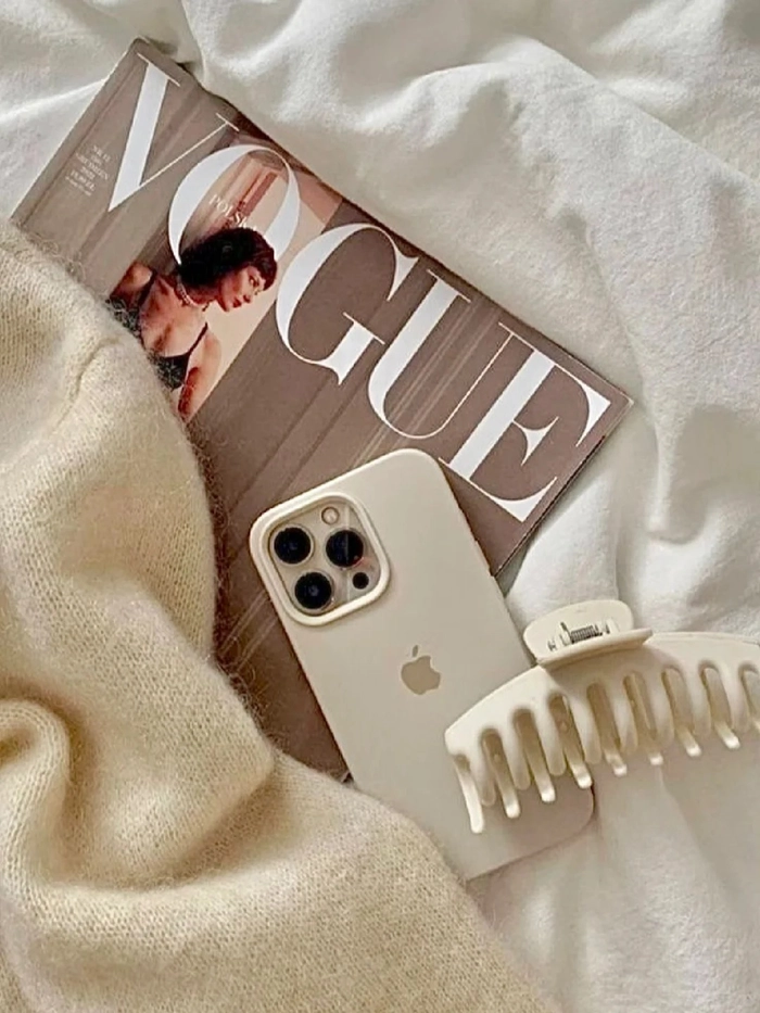 Hình nền màu be nhạt tinh khôi