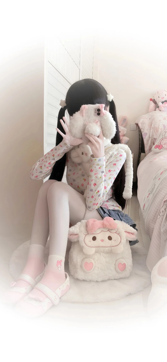 Hình nền máy tính cô gái cute cuốn hút