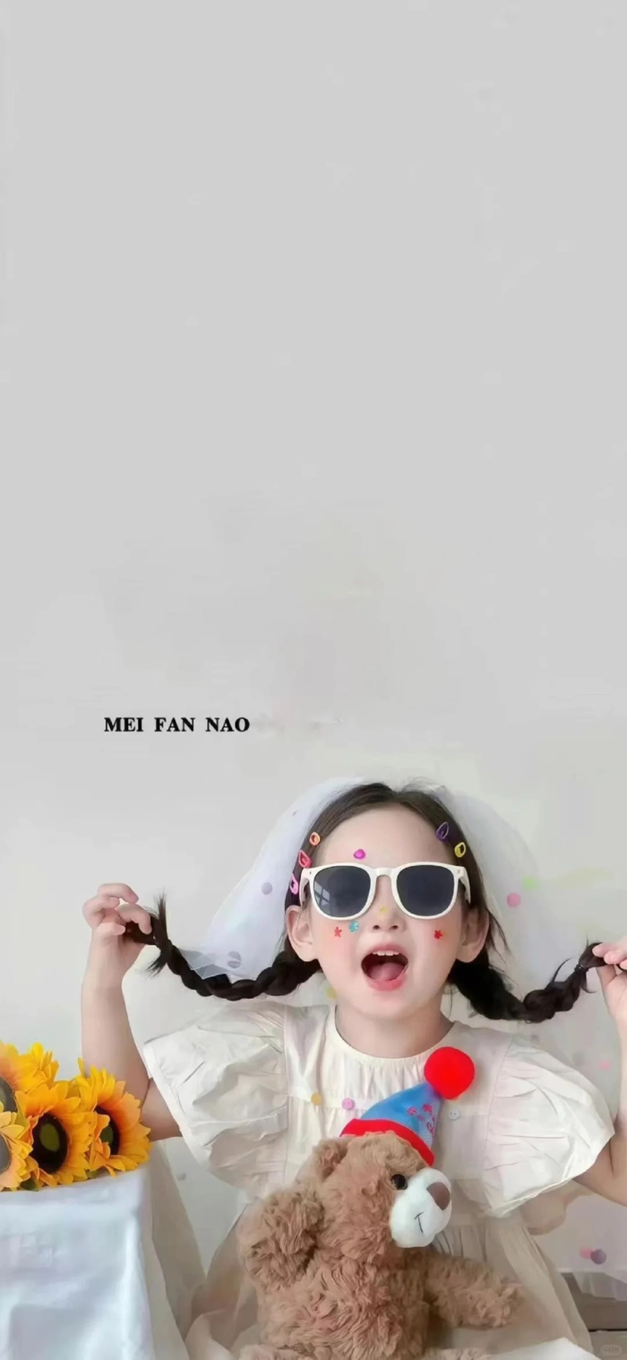 Hình nền máy tính cô gái cute độc đáo