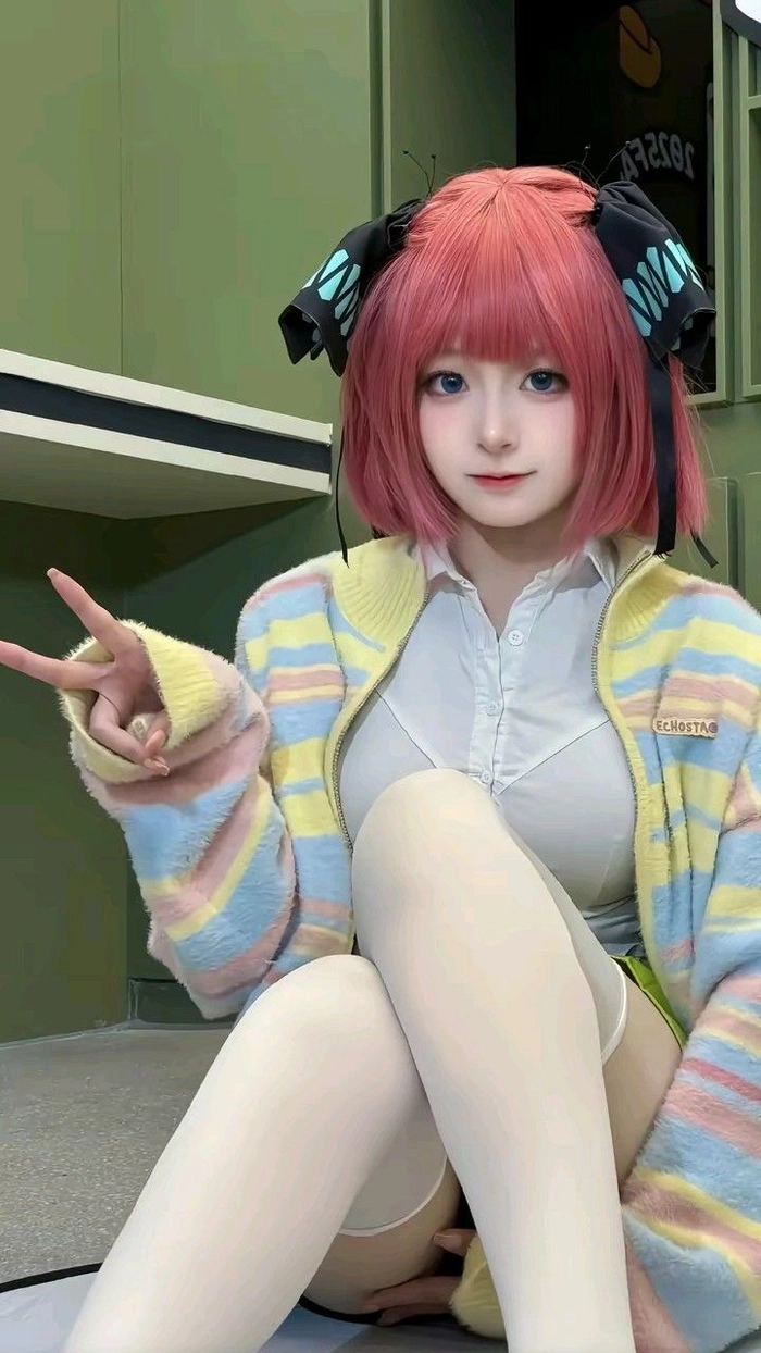 Ảnh cosplay Nakano Nino đẹp