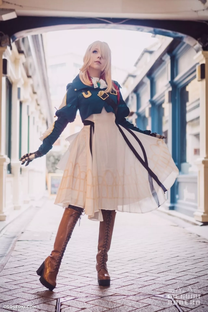 Ảnh cosplay Violet Evergarden
