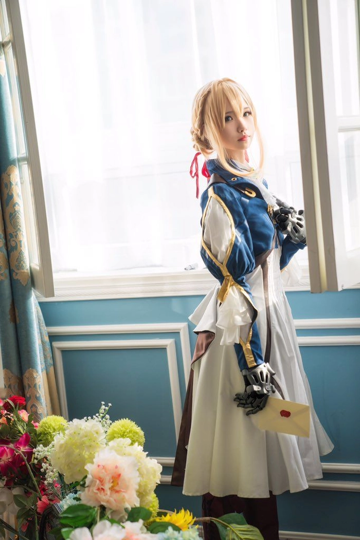 Cosplay Violet Evergarden đẹp tinh tế