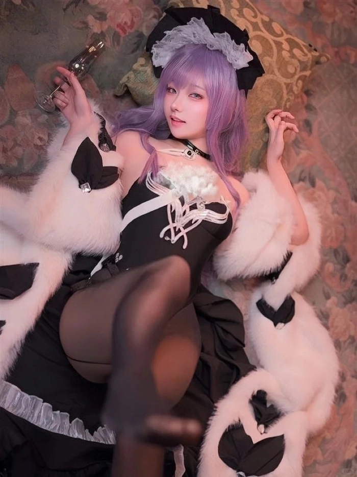 Gái xinh Hàn Quốc cosplay đa phong cách