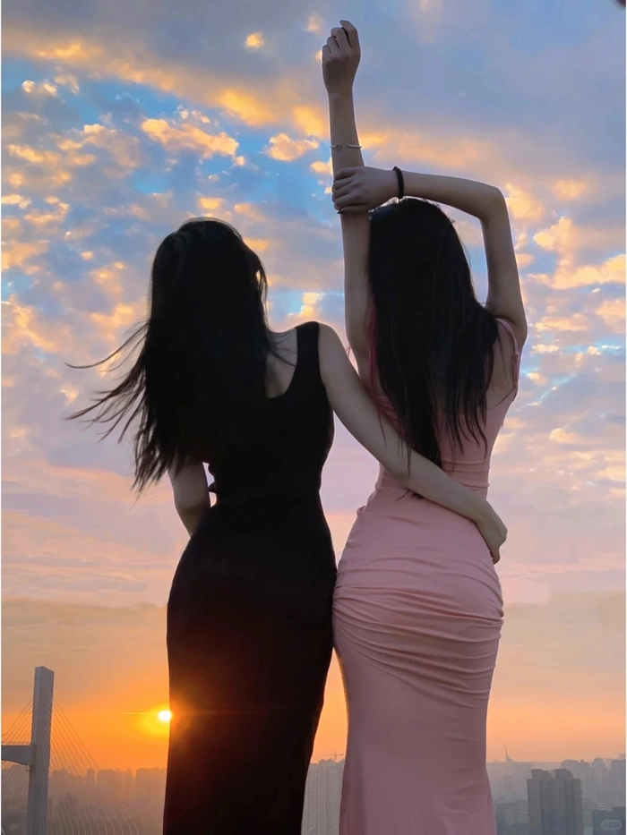 Hình ảnh gái xinh mông to đầy tự tin