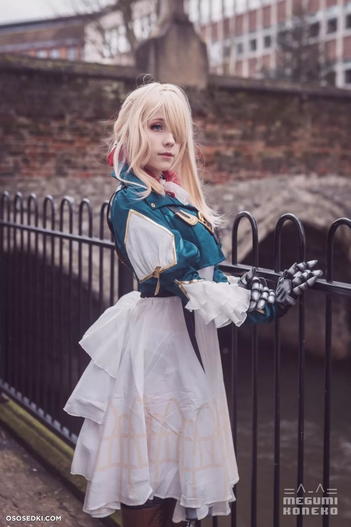 Violet Evergarden cosplay tinh tế